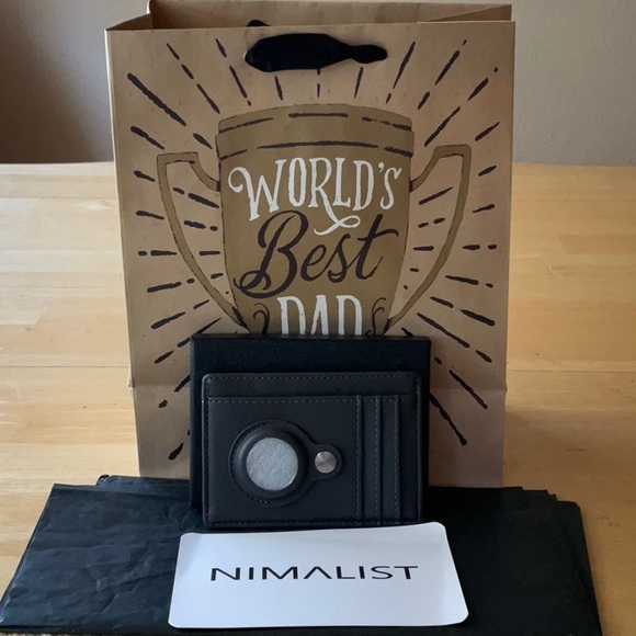 NIMALIST LEATHER AIRTAG WALLET - Picture 3 of 16